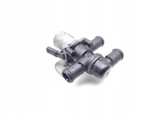 Válvula de controlo de refrigerante Audi A3 OEM 5Q0906457C image 10