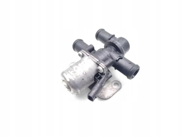 Válvula de controlo de refrigerante Audi A3 OEM 5Q0906457C image 9