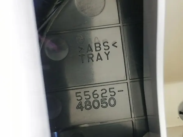 Lexus konsolin käsinoja OEM RZV44917 RX 330-400H image 3