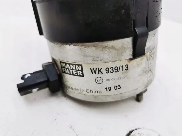 Volvo V50 2009 Bränslefilter OEM 10R0513715 image 4
