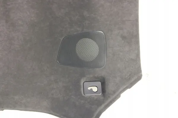 Audi RSQ8 Kattoikkunaverho OEM 4M8867506C - Musta image 8
