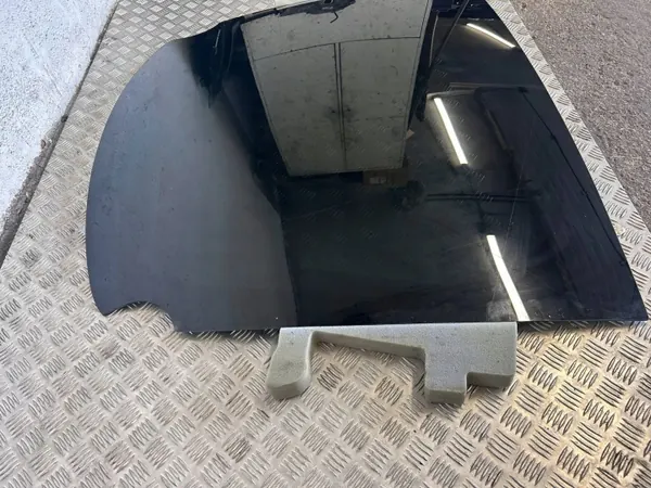 Vitre arrière Tesla Model X OEM 12345 - Occasion image 6