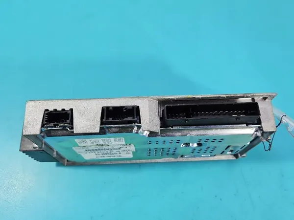 Bose Versterker OEM 4F0035223F voor Audi A6 C6 image 3