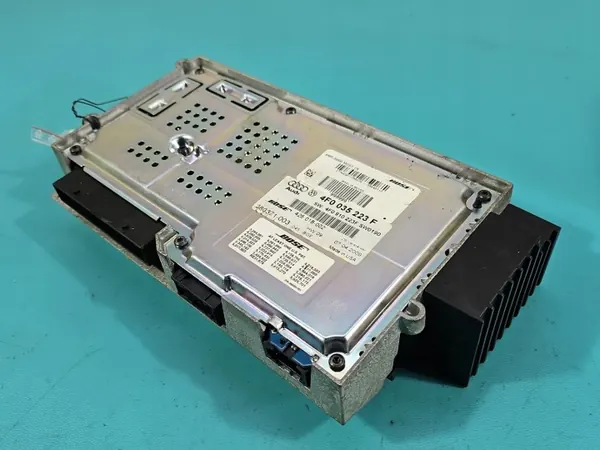 Bose Versterker OEM 4F0035223F voor Audi A6 C6 image 4