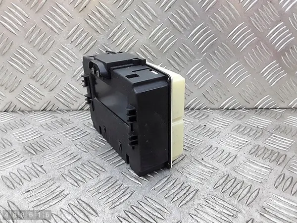 Écran d'affichage Opel Zafira 2002 24435393 image 2