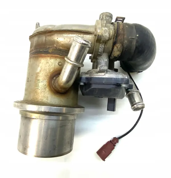 EGR Pakokaasunjäähdytin AUDI A3 VW GOLF 04L131512F image 2