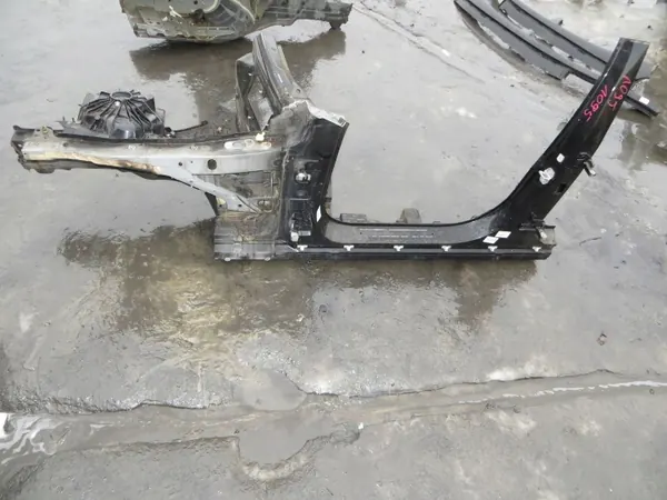 Panneau Quartier Gauche Avant Mercedes W205 OEM c/1095 image 2