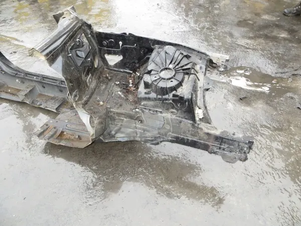 Panneau Quartier Gauche Avant Mercedes W205 OEM c/1095 image 5