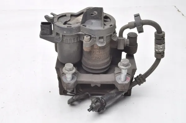 Volvo OEM 32217363 vänster bakre bromsok image 3