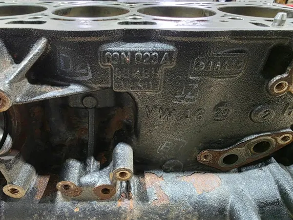 Bloco motor OEM 03N023A 8/26 para 2.0 TDI CRL image 4