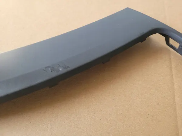 OEM 3G0807257 Voorlinker Bumperstrip VW Passat B8 image 3