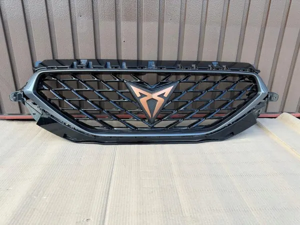 Grille CUPRA FORMENTOR OEM 5FF853651C - Occasion image 2