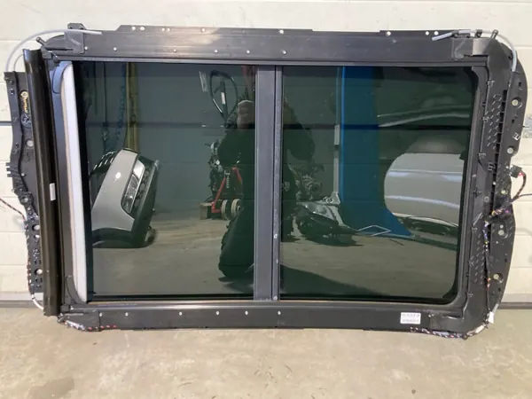 Techo Panorámico OEM 3AF877041B para VW Passat B7 image 4