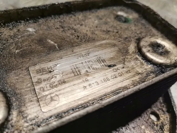 Radiador de óleo Mercedes-Benz CLK A209 C209 image 4