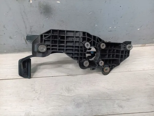 Gasreglage OEM DG9C9F836AD för Lincoln Continental image 3