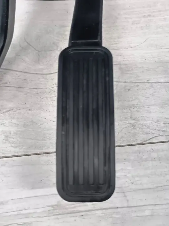 Gasreglage OEM DG9C9F836AD för Lincoln Continental image 6