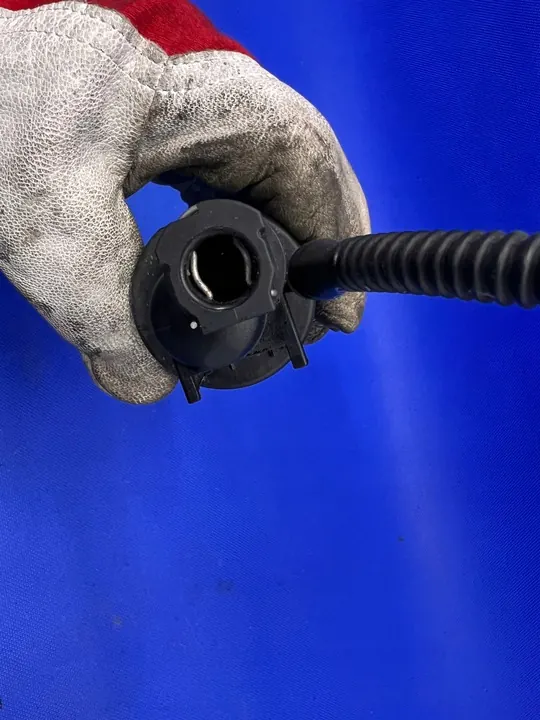 Bomba de embrague AUDI A4 A5 A6 Q5 8K2721401E image 3