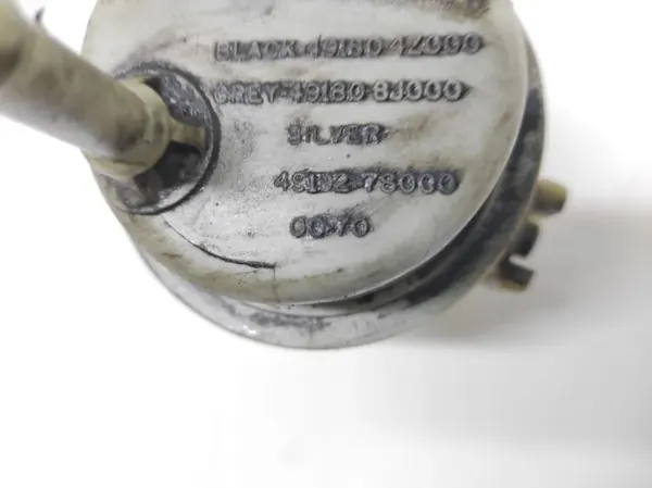 Nissan OE servostyrningsbehållare OEM 491804Z000 image 4