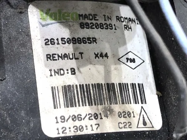 Farol Halógeno Direito Renault Twingo II image 5