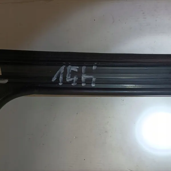 Deur Afdichting Rechts Achter OEM A2477353000 Mercedes image 7