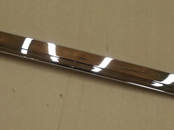 OEM 5NA853333A Vasen Takaoven Lista VW Tiguan II:lle image 4