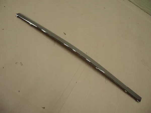 OEM 5NA853333A Vasen Takaoven Lista VW Tiguan II:lle image 8