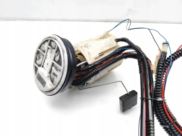 Bomba de combustível Mercedes-Benz OEM A2034707394 - Usada image 3
