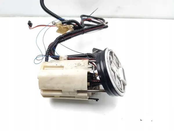 Bomba de combustível Mercedes-Benz OEM A2034707394 - Usada image 6
