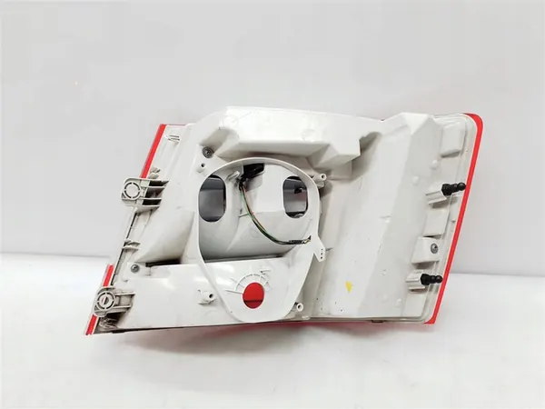 Conjunto de Luz Trasera LED Izquierda Skoda image 4