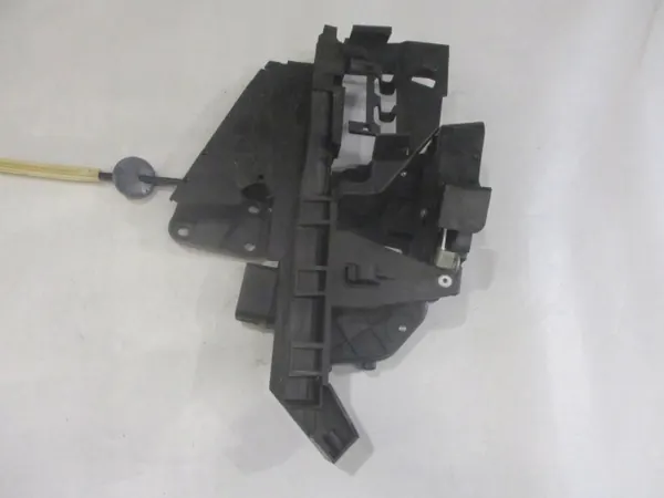 Fechadura Porta Traseira Esquerda Ford Kuga MK1 OEM 8V4AS26413EA image 3