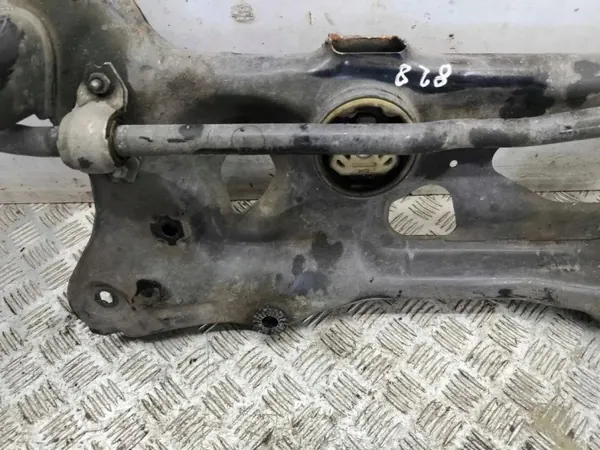 VW Golf 8 Poutre Suspension Avant OEM 5WA199315E image 3