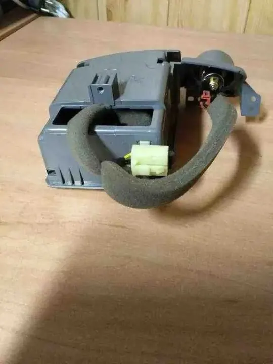Cinzeiro Chevrolet Lacetti OEM 96554862 - Usado image 4