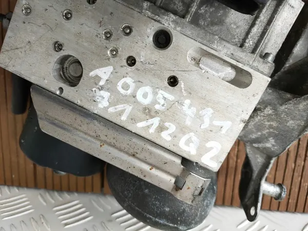 ABS-pomp Mercedes W211 0265960028 A0054317112 image 5