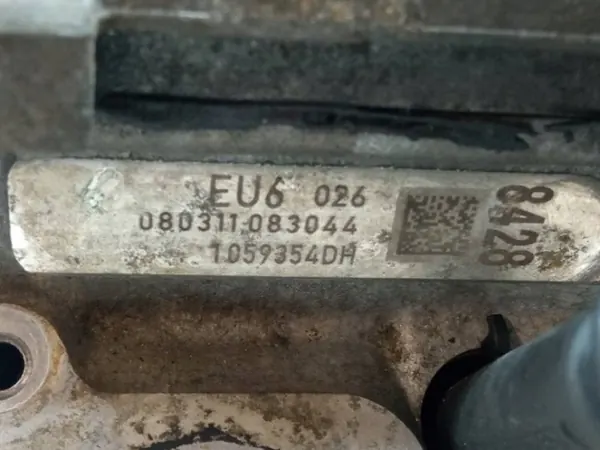 Culata OEM 1059354DH para Audi A4 B8 3.0 TDI image 4