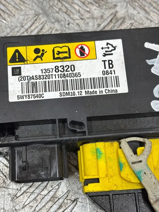 Ilmatyynyanturin ohjain Chevrolet Aveo III 13578320 image 2