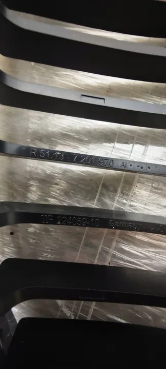 Right Kidney Grill for BMW 3 E90 LCI image 5