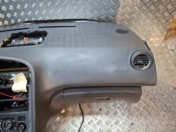 Panneau de console OEM S26279063 pour Peugeot 3008/5008 image 7