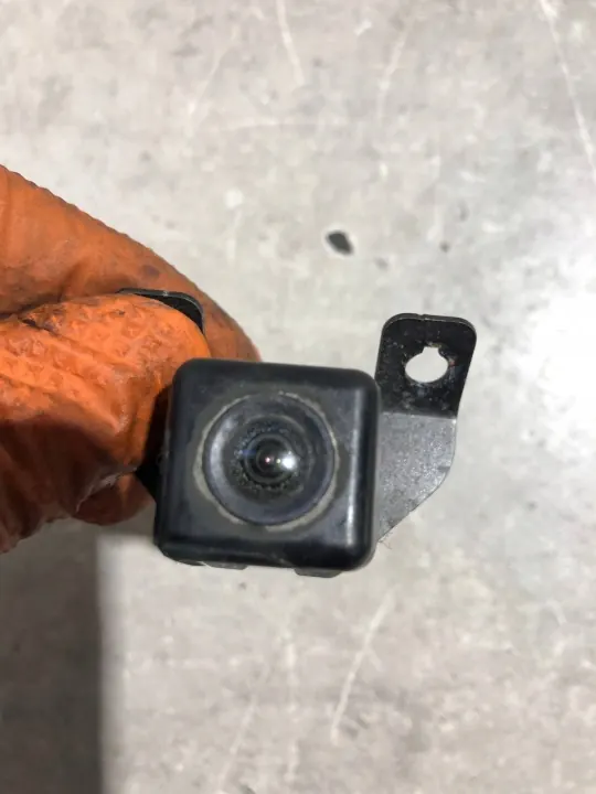 Hyundai I40 peruutuskamera OEM 95760-3Z102 image 3