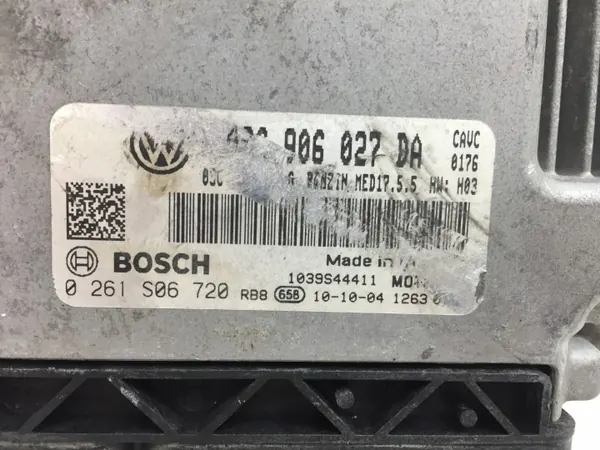 Unidade de Controlo Motor ECU OEM 0261S06720 para VW Touran image 3