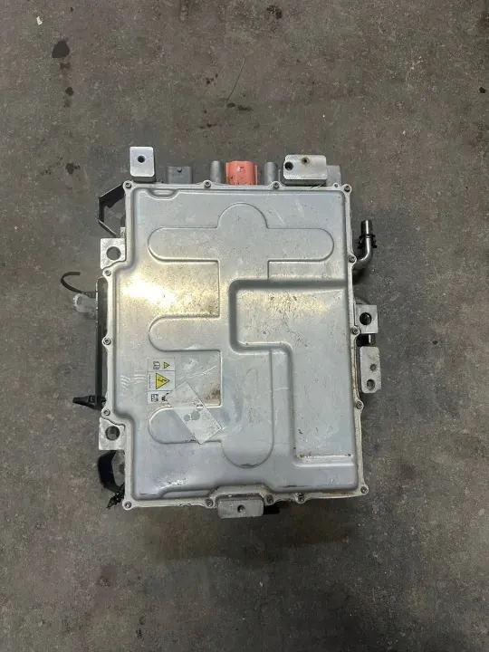 Spänningsomvandlare Ford E-Transit Custom mk2 OEM R2F8-10D673-AC image 2