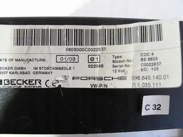 Porsche Becker 6-CD-Wechsler OEM 7L5035111 image 5