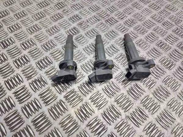 Korkeajännitekaapelit TOYOTA YARIS (_P9_) 1.0L bensiini image 2