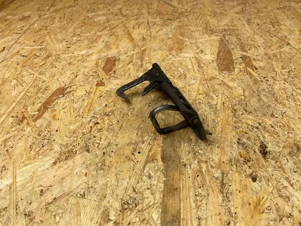 Motorhuvudlås VW Sharan II 7N 1Q0823480B image 8