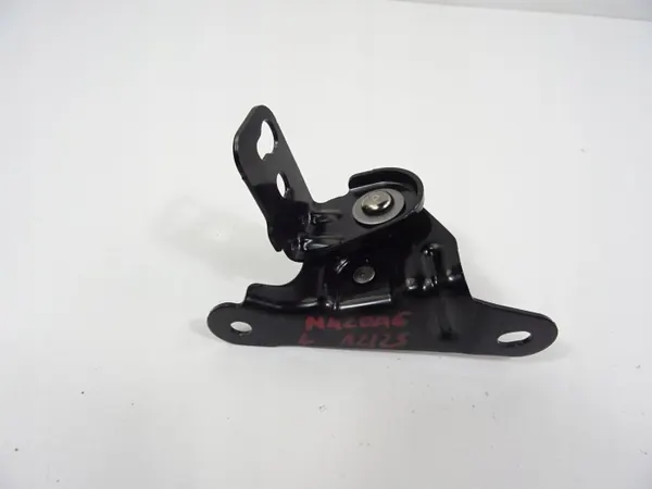 Mazda 6 baksätes gångjärnsfäste vänster OEM 2013-2016 image 2