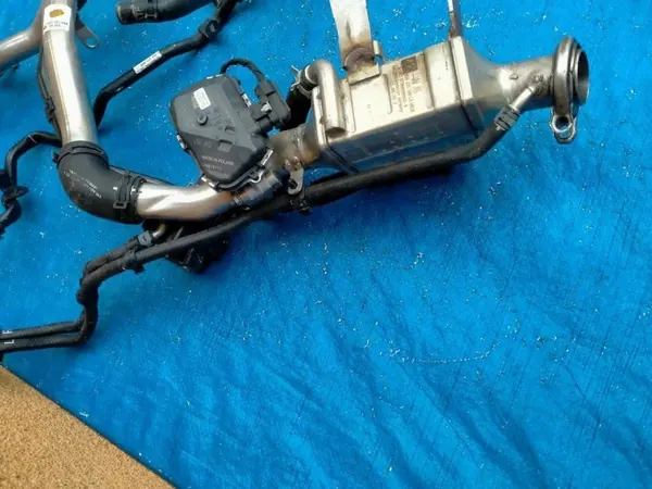 Refroidisseur EGR Audi A6 C8 OEM 059131508CA Occasion image 10