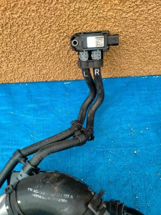 Refroidisseur EGR Audi A6 C8 OEM 059131508CA Occasion image 7