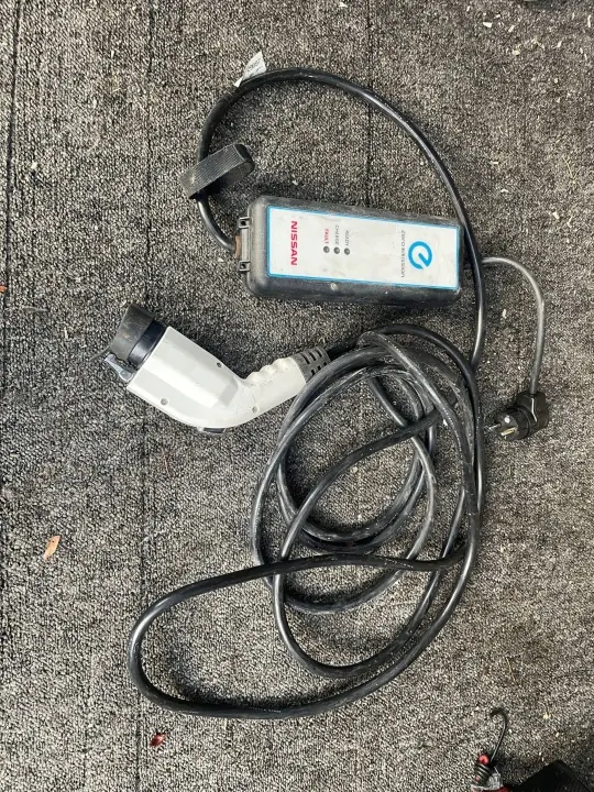 Cables de carga Nissan Leaf I OEM LADOWARKA 2 SZT image 2