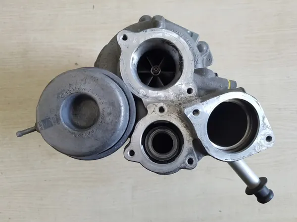 Peças Audi OE 06M145701N 06M145702N usadas image 3