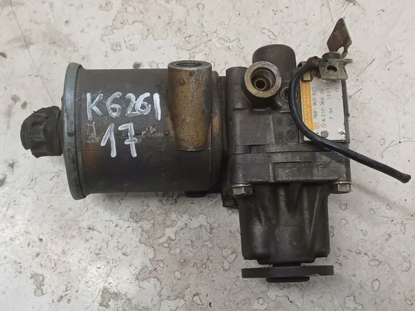 MERCEDES W210 95- Pompe de direction A2104662601 image 3