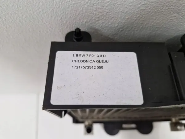 Refroidisseur d'huile BMW 7 F01 3.0D OEM 17217572542 Occasion image 5